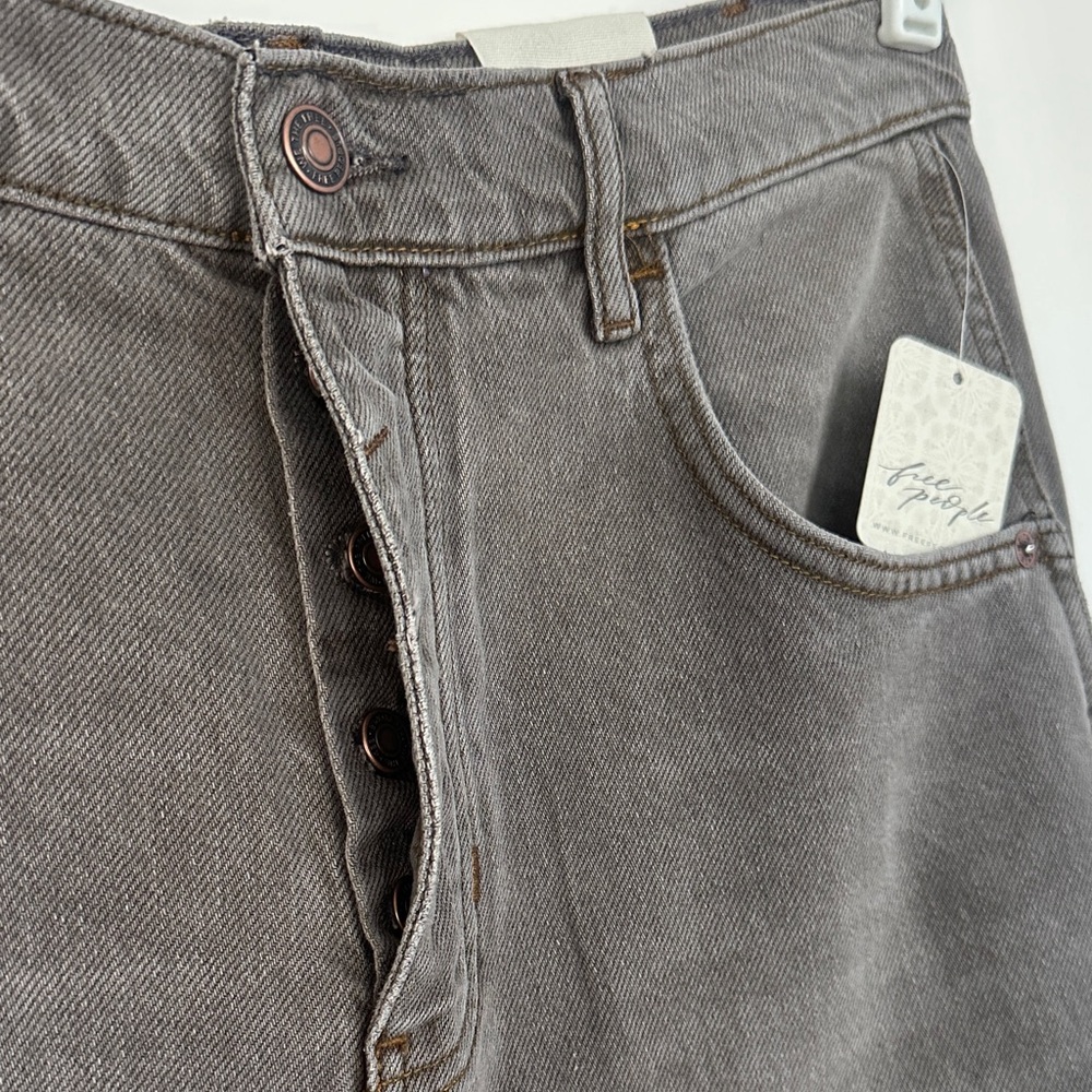 Free People Women's Relaxed Fit Grey Wash Jeans - Picture 4 of 5